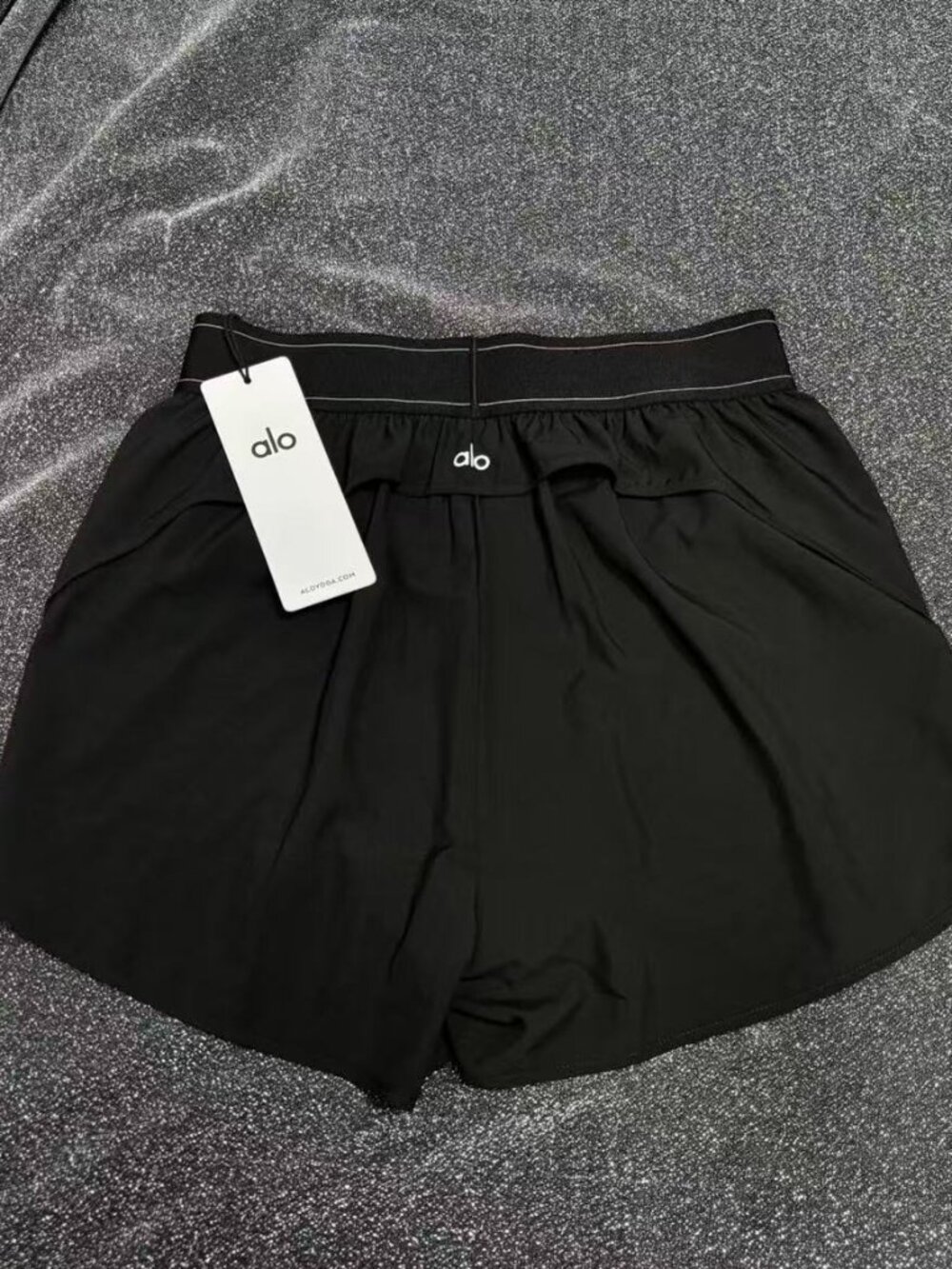 🖤Alo Athleisure sports shorts black simple high-end casual wear - Picture 5 of 7